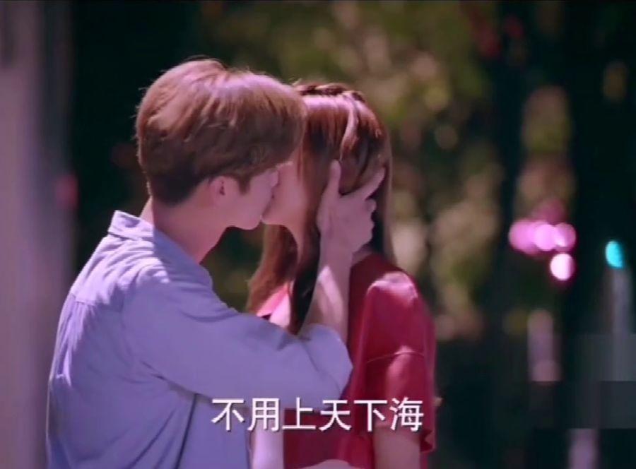 象湖社区开展“雪天送温情 慰问暖人心”活动